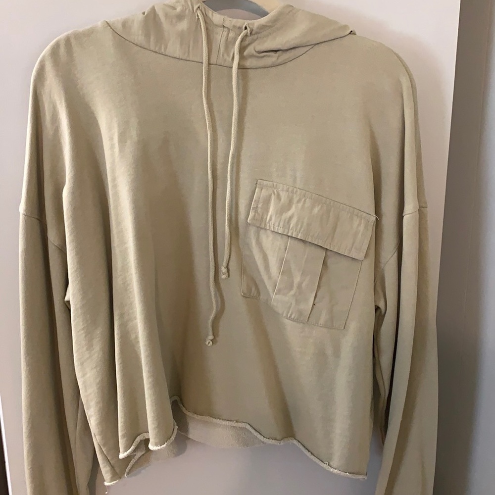 Cropped Sweatshirt from Urban Outfitters